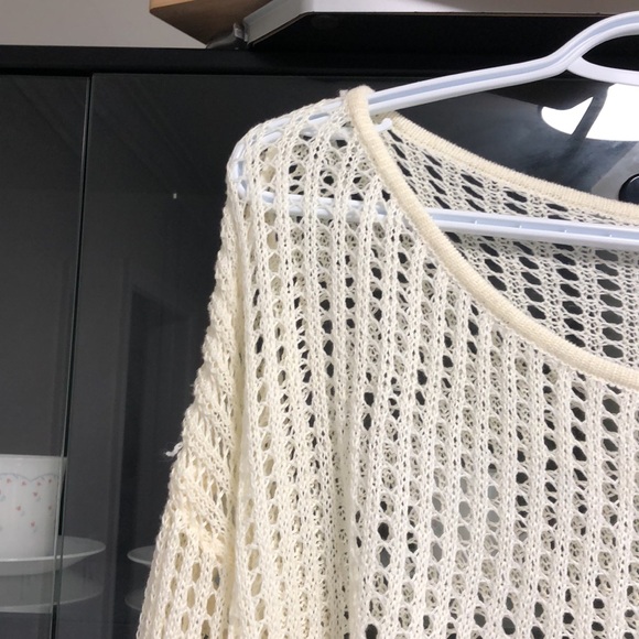 Brand new，Boho Chic crochet knit coverup, relaxed fit - Picture 2 of 3